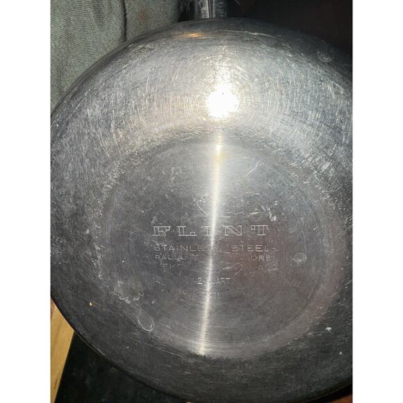 Vintage Flint Ware Ekco Stainless Steel Sauce Pan Pot with Lid - 2 quart - Picture 6 of 6